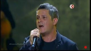 Alejandro Sanz quotUn Zombie A La Intemperiequot Premios TvyNovelas 170416 [upl. by Ahseele23]