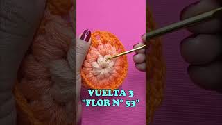 Vuelta 3 de la FLOR N° 53 Combinación de los melones  Hermosa flor tejida a crochet [upl. by Rocray]