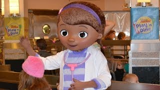 Sofia the First Doc McStuffins  Disney Junior Play n Dine Full Show at Disneys Hollywood Studios [upl. by Edmee]