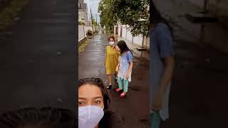 അമ്മയും മക്കളും നടക്കാൻ ഇറങ്ങിയത് ആണോ  Poornima Indrajith Latest Video With Prarthana Indrajith [upl. by Imotih]