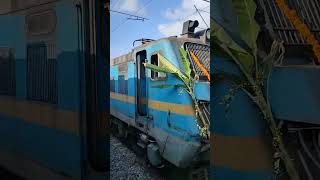 Veraval Thiruvananthapuram central express amp goods train at Surathkal railway station [upl. by Theresa]