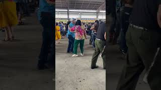 Chuyito y su prima en TX youtubeshortsvideo baile 956valley dancemusic lapulga [upl. by Atworth326]