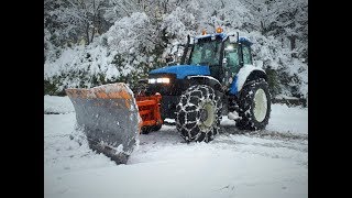 NEW HOLLAND TM135 180hp Snow Plowing  Drift HD [upl. by Bernadine]