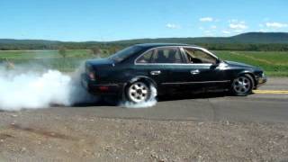 infiniti q45 best burnout [upl. by Ainaznat]