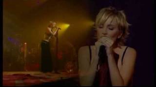 Patricia Kaas  Mon chercheur dor live [upl. by Ahseuqram]