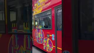 Transdev E400 and First Bus Metrodecker in York 🚌 firstbus york transdev citysightseeing [upl. by Ovid]