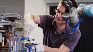 Flexible cobots at Hofmann Glastechnik [upl. by Lesde835]