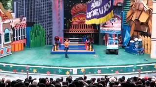 Orangutan Boxing Show  Safari World  Bangkok  Thailand [upl. by Yramanna638]