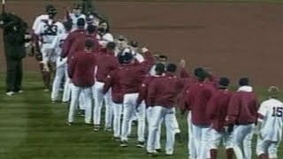 WS2004 Gm2 Foulke gets Matheny to secure Game 2 win [upl. by Ajan971]