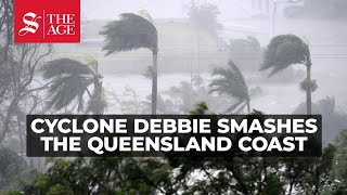 Cyclone Debbie screaming and howling [upl. by Odlamur]