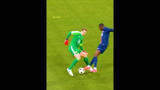 When Neuer Get Bored 😳 [upl. by Kiri]