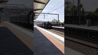 A²986  Tait through Cardinia Road [upl. by Nareht]