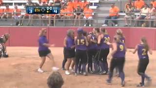 Jessalyn Krueger of Tigerton hits an in the park homerun in the WIAA Div 4 softball championship [upl. by Aneehsal693]