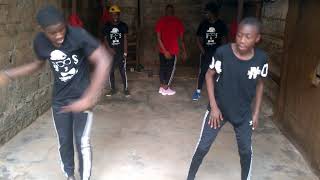 Safarel obiang woyo woyo clip officiel [upl. by Macdougall229]