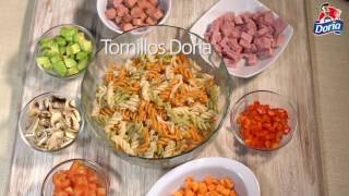 Recetas Doria  Ensalada de tornillos Doria con verduras [upl. by Suilenrac]