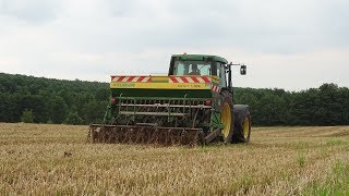 Semis direct de prairie sur ensilage de méteil [upl. by Kirkpatrick]