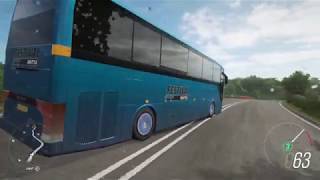 Forza Horizon 4  Bus GAMEPLAY [upl. by Enetsirk676]