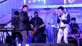 AOF Pongsak Feat BEN Chalatit quotเพียงข้างหลังquot [upl. by Fae]