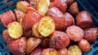 PERFECT AIR FRYER SAUSAGE W POTATOES I How to cook sausage with potatoes in air fryer [upl. by Cassandre296]