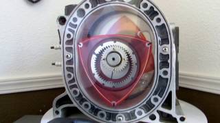 Kurt Robertson explains how a Rotary engine works [upl. by Divadnahtanoj]