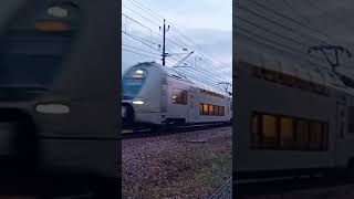 Tutar x40 regionalt tåg cooment train follow trainspotting köping railway [upl. by Muhcan433]