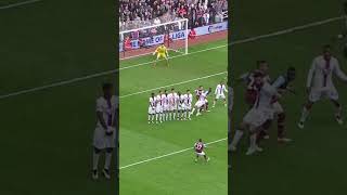 Dimitri Payets pinpoint freekick v Crystal Palace 🎯 shorts westham football [upl. by Nauqe]