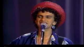 Caetano Veloso  Jeito de Corpo Ao vivo  1981 [upl. by Lig366]