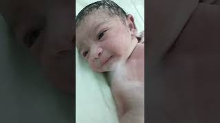 Just delivered baby 😘💝babypictures cute cutebaby [upl. by Golter]