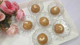 Besan ke delicious Laddu ki recipe [upl. by Aristotle]