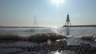 Die Flut kommt über das Wattenmeer in Cuxhaven [upl. by Atived]