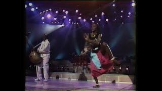 Mory Kanté  Yé ké yé ké TV live from the 80s remastered VHS [upl. by Ahsiekan]