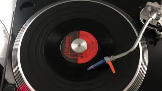 Laura Branigan  Gloria 45 RPM [upl. by Irene19]