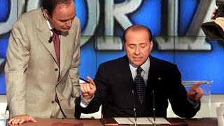 Berlusconi e il contratto con gli italiani il documento del 2001 firmato in diretta tv [upl. by Annaerda]