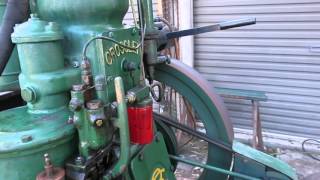 Crossley VOE7 diesel twostroke stationary engine [upl. by Dearman]