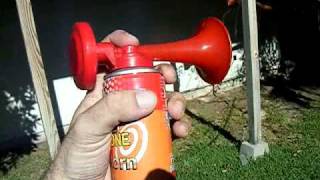 SUPER LOUD HAND HELD AIR HORN COMPRESSED AIR CAN TOY [upl. by Peedsaj653]