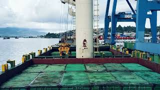 proses bongkar muat container memakai CC pelabuhan kapal semuaorang container pelabuhancontsiner [upl. by Otsedom]