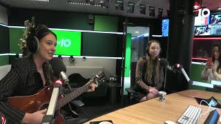 Lies amp Saar  Lieveling Live bij Radio 10 [upl. by Adniral]