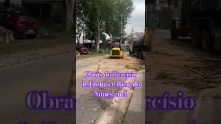 Poda de arvore fashion tiktok humor sea sejadignonassuasescolhas obra arvoredenatal [upl. by Idur]