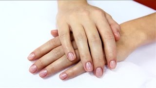 Manicure z masażem i parafiną  Akademia Medycyny i Piękna SWSM [upl. by Ezequiel]