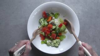 Personalized Salad with Herb Viniagrette [upl. by Aierb]