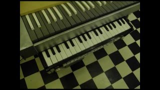 Clavioline Old Analog Synthesizer [upl. by Allred591]