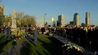 Dit was de herdenking van de razzia bij het monument in Rotterdam [upl. by Itsim]