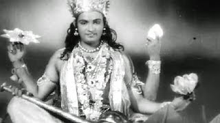 Kaisi Anokhi Maya Hari Ki  Laxmi Narayan Song [upl. by Sierra]