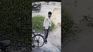 New viral video cykel chori ho gaya 😭 [upl. by Grosvenor]