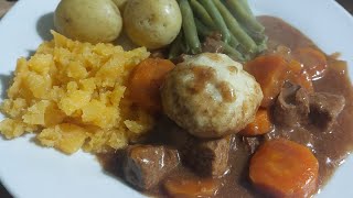 Crockpot  Slowcooker Beef Casserole  Quick amp Easy  Full of flavour budgetcooking tasty [upl. by Jesh]