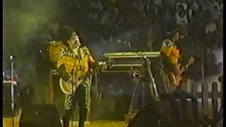 BRONCO  Botas y Sombrero En Vivo En La Plaza Mexico 1994 [upl. by Piotr]