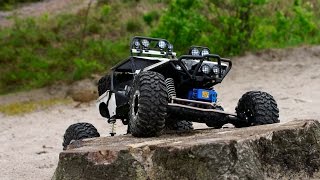 Axial Wraith with Traxxas Velineon brushless system [upl. by Tennek]