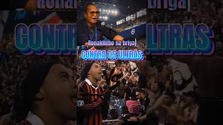 Ronaldinho encarou os ultras do PSG 😂😂 [upl. by Eibloc846]