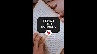 Perigo para os livros  ATELIÊ de RESTAURO shorts [upl. by Notlaw]