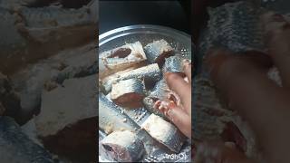 Ilish mach aru kach kol recipe [upl. by Yaned878]